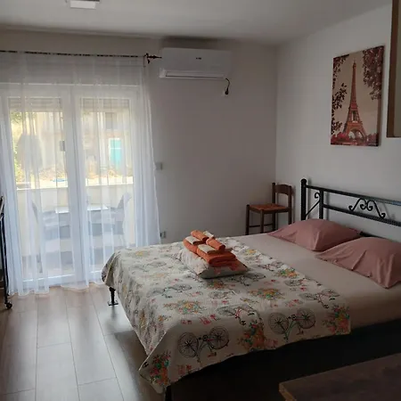Apartman Asi 1 I Asi 2 Ivanica